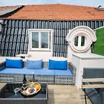 公寓 2-bedroom With Open Terrace In