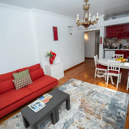 2-bedroom 2 Double Bed 1 Sofa Bed With Open Terrace In 아파트 리스본