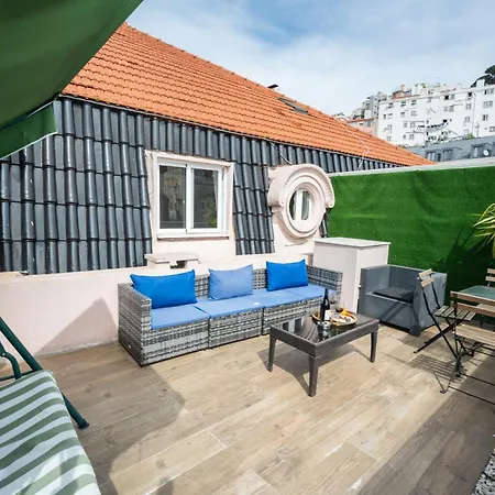 2-bedroom 2 Double Bed 1 Sofa Bed With Open Terrace In