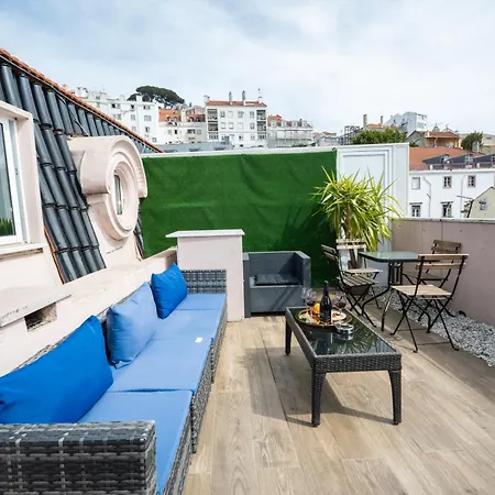 2-bedroom 2 Double Bed 1 Sofa Bed With Open Terrace In *