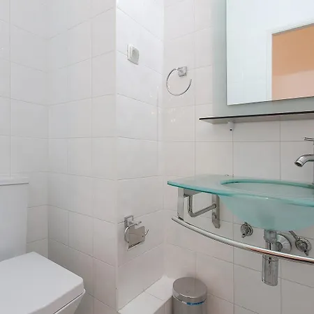 Open Trace 2 Bedroom Located Centeral Apartament Lizbona